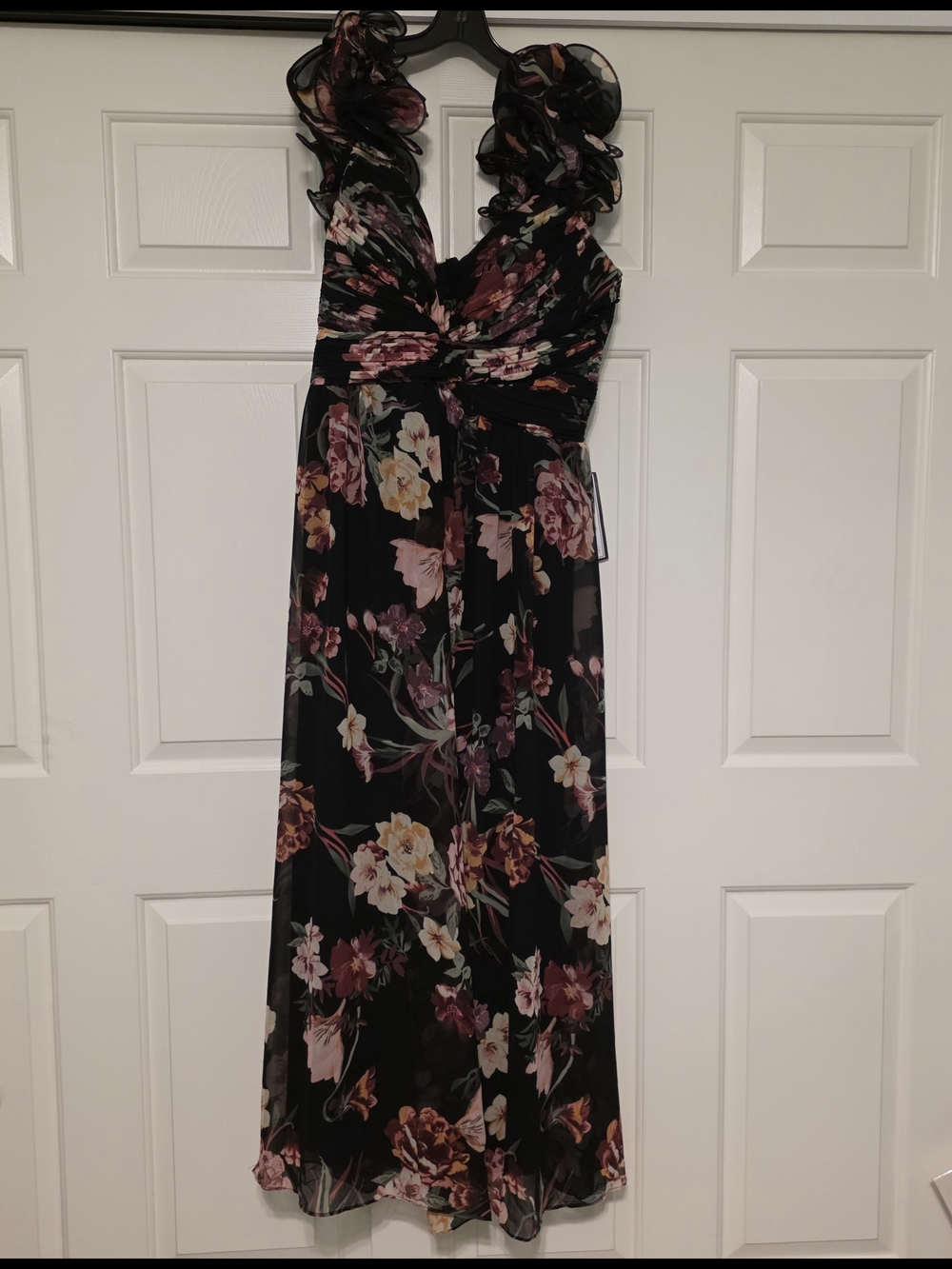Macy's Black Floral Maxi Dress with Puff Sleeves and Self Tie - Picture 4 of 11